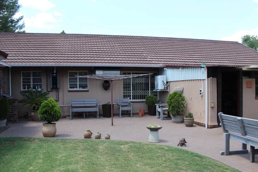 3 Bedroom Property for Sale in Vaalpark Free State